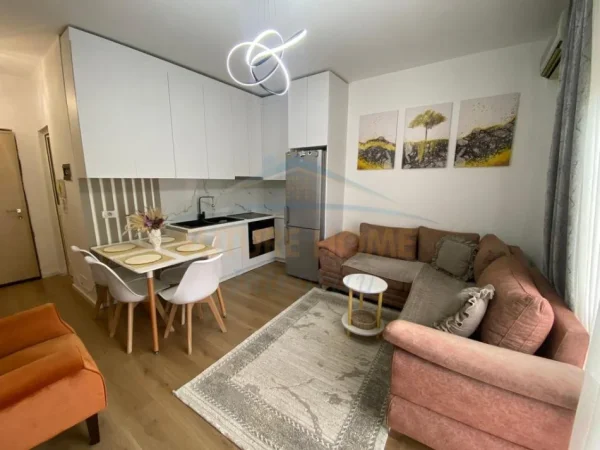 Shitet, Apartament 1+1, Fresku 92.000 €