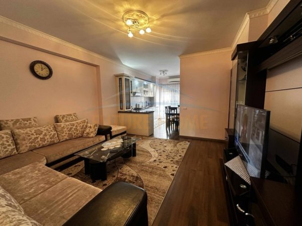 Tirane, shitet nga Pronari, pa-komision apartament 2+1+Ballkon Kati 7, 108 m² 165.000 € (Unaza e Re)