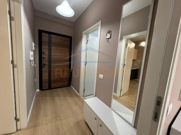 Tirane, jepet me qera apartament 1+1+Ballkon Kati 2, 60 m² 500 € 