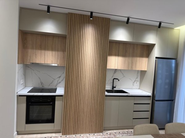 Tirane, jepet me qera apartament 1+1 Kati 5, 80 m² 700 € (Don bosko)