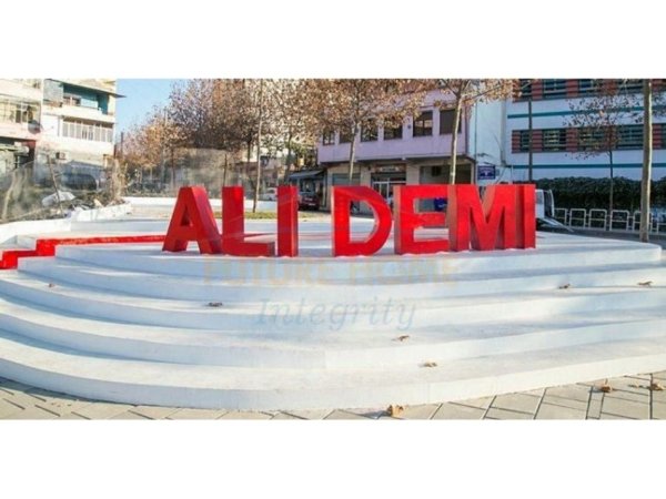 Tirane, shitet ambjent biznesi Kati 0, 65 m² 328.000 € 