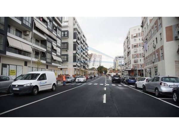 Tirane, shitet ambjent biznesi Kati 0, 623 m² 1.390.000 € (NDRE MJEDA)