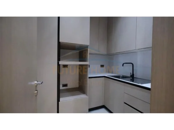 Tirane, shitet ambjent biznesi Kati 2, 105 m² 295.000 € 