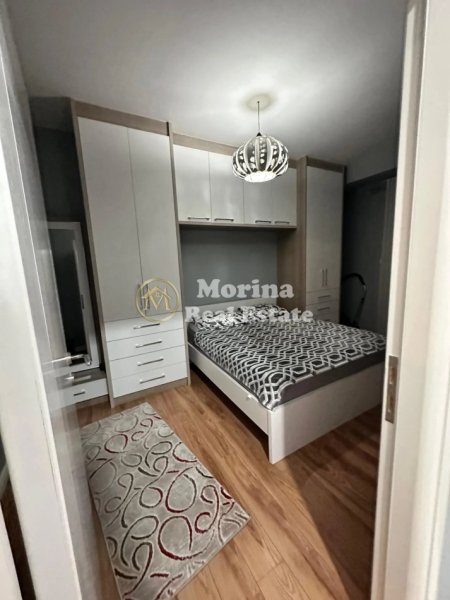 Tirane, jepet me qera apartament 3+1+Ballkon Kati 3, 120 m² 400 € (Kamez)