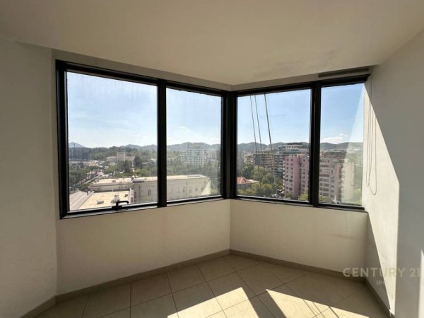 Tirane, jepet me qera ambjent biznesi Kati 10, 456 m² 9.120 € 
