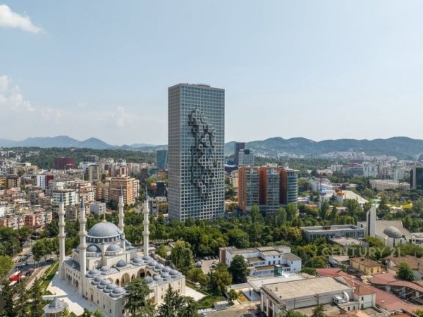 Tirane, jepet me qera ambjent biznesi Kati 2, 77 m² 3.500 € 