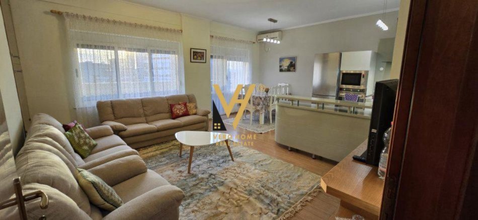 Tirane, jepet me qera apartament 2+1+Ballkon Kati 7, 115 m² 750 € (SHESHI AVNI RUSTEMI)