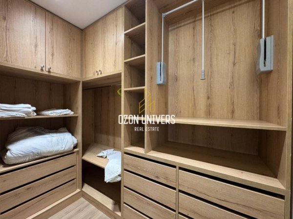 Tirane, shitet apartament 2+1+Ballkon Kati 2, 127 m² 310.000 € (Kodra e Diellit 2)