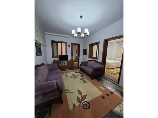 Tirane, jepet me qera apartament 3+1 Kati 1, 100 m² 500 € 