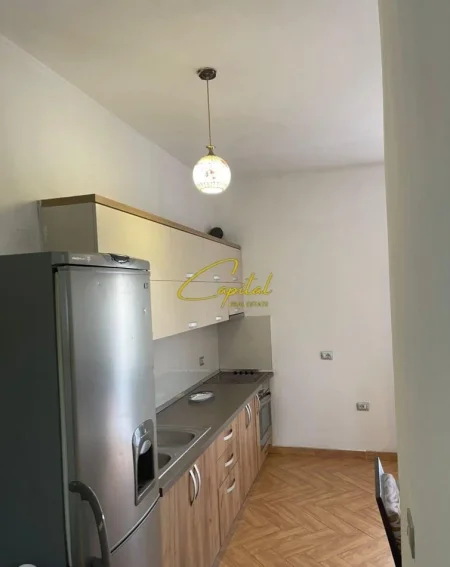 Tirane, jepet me qera apartament 2+1 Kati 2, 90 m² 450 € (DON BOSKO)