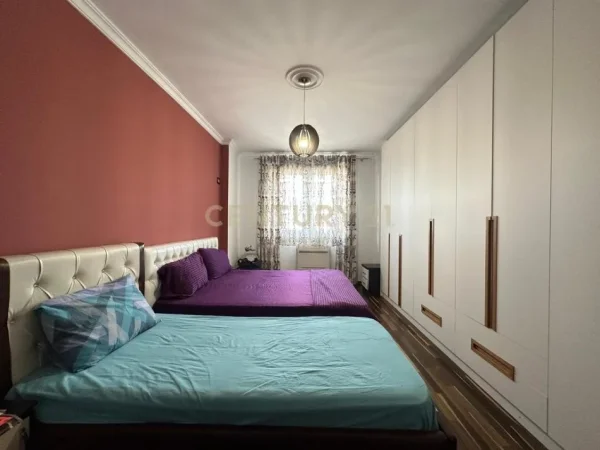 Tirane, shitet apartament 3+1 Kati 2, 160 m² 200.000 € (Misto Mame)