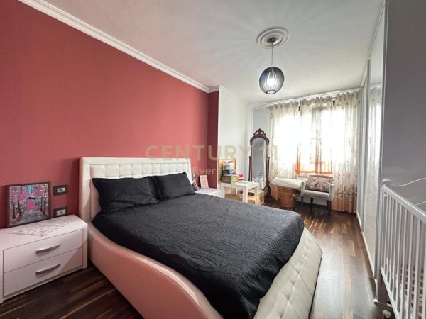 Tirane, shitet apartament 3+1 Kati 2, 160 m² 200.000 € (Misto Mame)