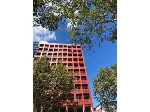 Tirane, jepet me qera apartament 2+1+Ballkon Kati 2, 80 m² 1.000 € (Prane Dispanserise, Tirane)