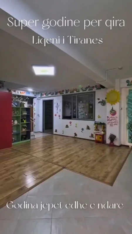 Tirane, jepet me qera Vile Kati 2, 300 m² (liqeni thate)