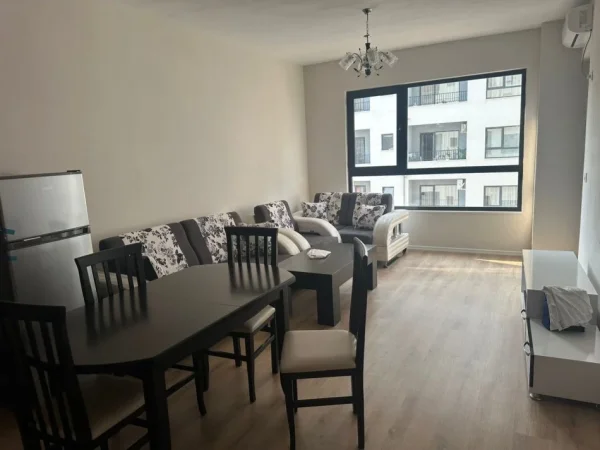 Tirane, jepet me qera apartament 1+1 Kati 4, 70 m² 350 € (kamez)