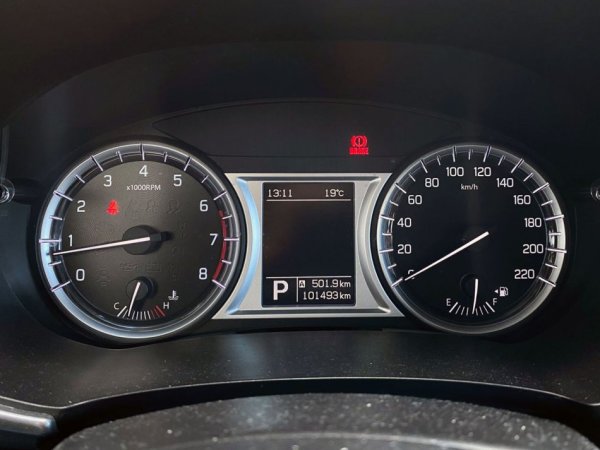 Tirane, shes SUV SUZUKI VITARA 1,6 Benzinë mund të kthehet 100% me GAZ - 10.500 €