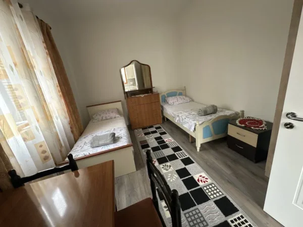 Tirane, jepet me qera apartament 1+1 Kati 1, 60 m² 450 € (DON BOSKO)