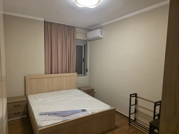 Tirane, jepet me qera apartament 2+1 Kati 7, 98 m² 600 € (ASTIR)