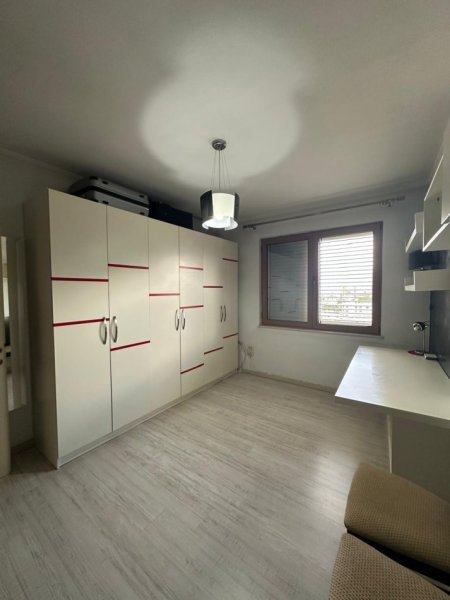 Tirane, shitet apartament 3+1 Kati 8, 142 m² (Rruga Mikel Maruli)