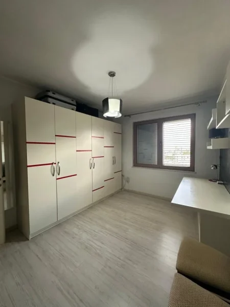 Tirane, shitet apartament 3+1 Kati 8, 142 m² (Rruga Mikel Maruli)