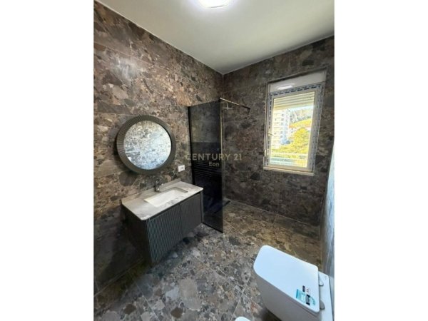 Durres, shitet apartament 2+1 Kati 2, 110 m² 148.000 € (Shkembi i Kavajes)