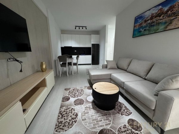 Tirane, jepet me qera apartament 1+1 Kati 2, 73 m² 600 € (Kompleksi Star)