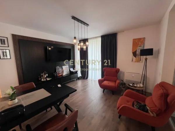 Tirane, shitet apartament 2+1+Aneks+Ballkon Kati 0, 334 m² 370.000 € (Sekret Garden Residence)
