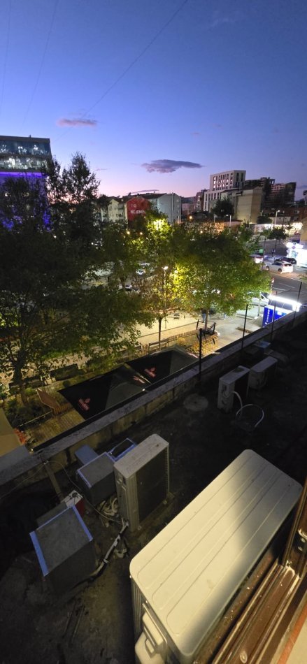 Tirane, jepet me qera nga Pronari, pa-komision apartament 1+1+Ballkon Kati 3, 65 m² (Komuna e Parisit te Lulishtja)