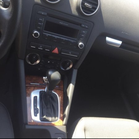 Tirane, shes makine Audi A3 2.0 tdi Nafte, gri metalizato automatik 250.000 km 3.500 €