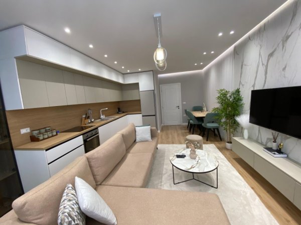 Tirane, shitet apartament 2+1+Ballkon Kati 4, 112 m² 224.000 € (KODRA E DIELLIT)