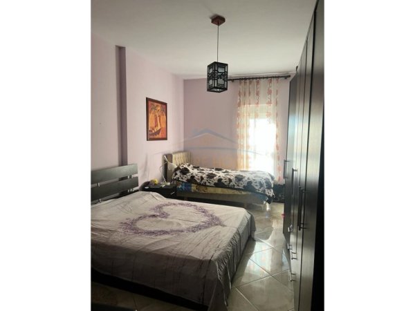 Tirane, shitet apartament 2+1+Ballkon Kati 2, 110 m² 165.000 € (Xhamlliku)