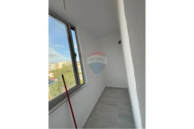 Tirane, shitet apartament 2+1 , 70 m² 200.000 € (Qender)