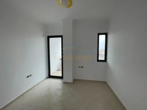 Tirane, shitet apartament 2+1 Kati 8, 91 m² 130.000 € 