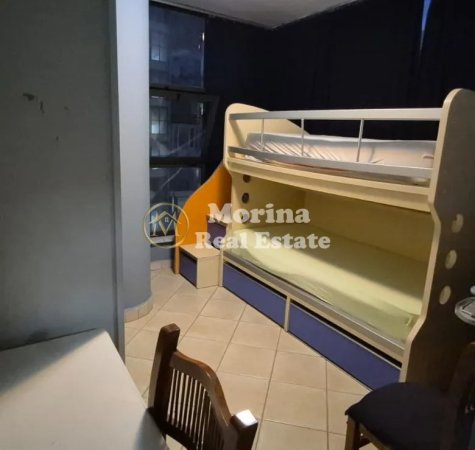 Tirane, jepet me qera apartament 2+1+Ballkon Kati 5, 95 m² 600 € (21 Dhjetori)
