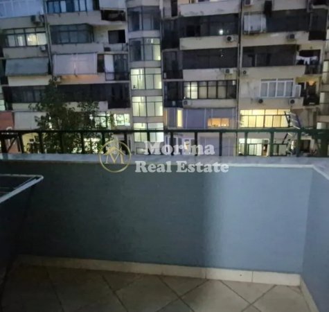 Tirane, jepet me qera apartament 2+1+Ballkon Kati 5, 95 m² 600 € (21 Dhjetori)