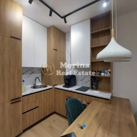 Tirane, jepet me qera apartament 1+1 Kati 3, 50 m² 550 € (Rruga Siri Kodra, Kompleksi Siri)