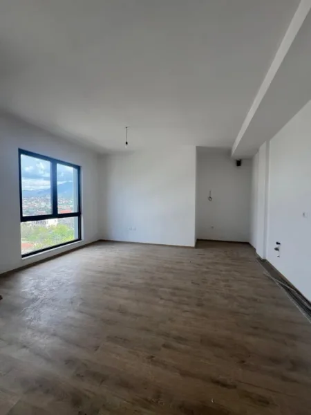 Tirane, shitet apartament 1+1 , 76 m² 137.000 € (bulevardi ri)