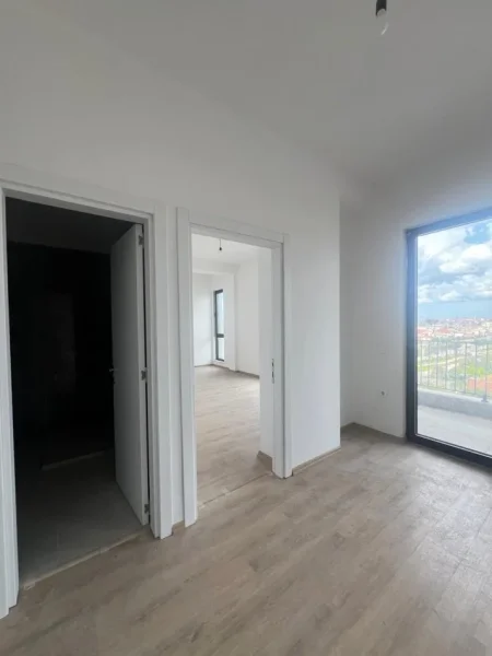 Tirane, shitet apartament 1+1 , 76 m² 137.000 € (bulevardi ri)