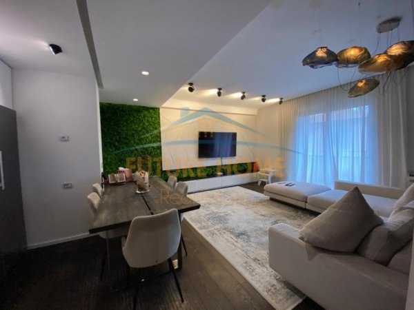 Tirane, jepet me qera apartament 2+1 Kati 4, 119 m² 1.600 € (Myslym Shyri)