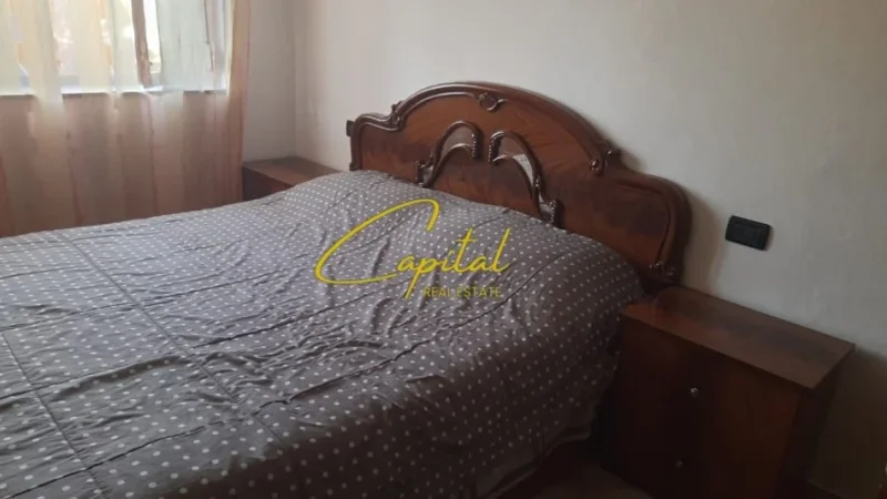 Tirane, jepet me qera apartament 2+1 Kati 4, 110 m² 550 € (RRUGA E BARRIKADAVE)