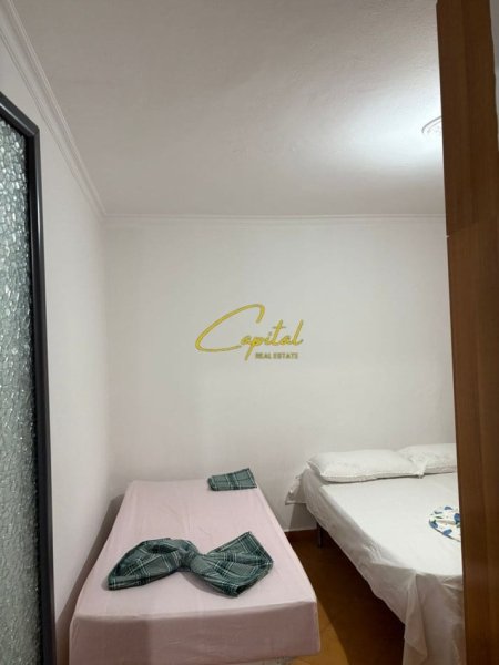 Tirane, jepet me qera apartament 1+1 Kati 1, 60 m² 370 € (RRUGA E DIBRES)
