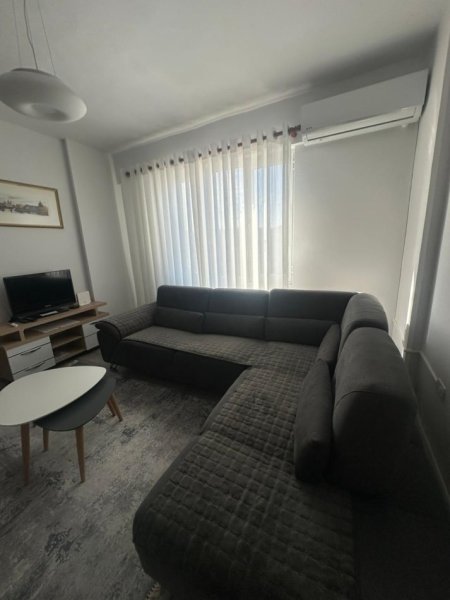 Tirane, jepet me qera apartament 2+1 , 95 m² 700 € (Rruga Dritan Hoxha)