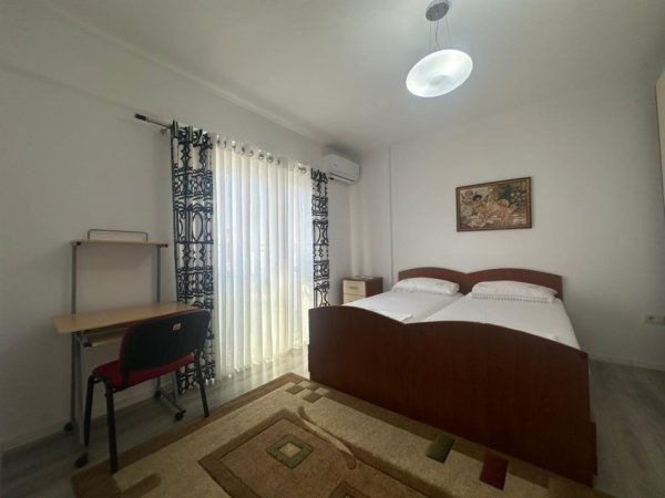 Tirane, jepet me qera apartament 2+1 , 95 m² 700 € (Rruga Dritan Hoxha)