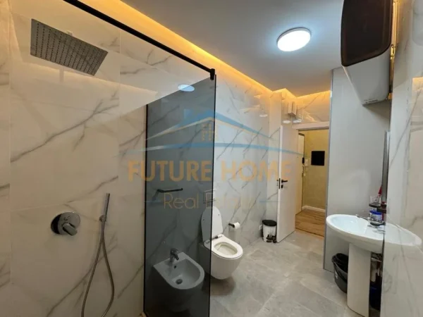 Shitet  Apartament 2+1,  210.000 € (Rezidenca Rose Garden, Teg)