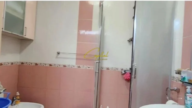 Tirane, jepet me qera apartament 1+1 Kati 5, 63 m² 520 € (PROKURORIA E TIRANES)