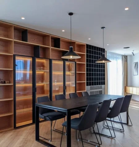 Tirane, jepet me qera apartament 2+1 Kati 9, 165 m² 2.000 € (Stadiumi Dinamo)