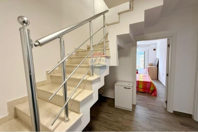 Tirane, jepet me qera apartament Dublex Kati 1, 120 m² 600 € (Kodra e Diellit 2)