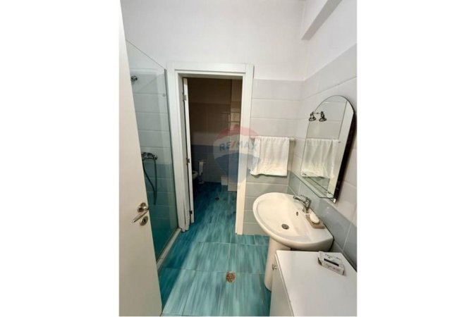 Tirane, jepet me qera apartament Dublex Kati 1, 120 m² 600 € (Kodra e Diellit 2)