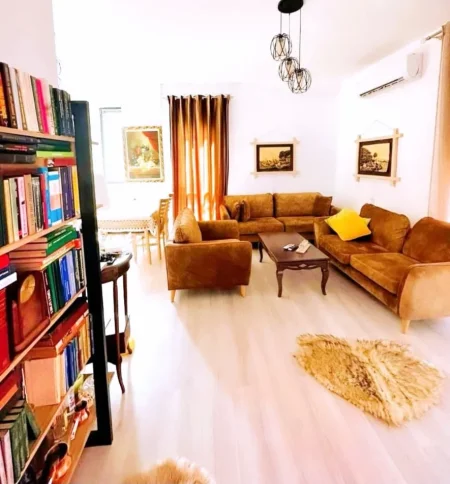 Tirane, shitet apartament 2+1 , 105 m² 189.000 € (Prane Farmacise 10)