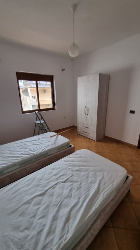 Jepet me Qira Apartament 3+1+2 ne Astir  550 €uro